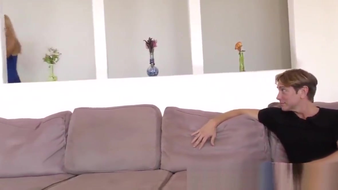 Buxom blacked ho cuckolds