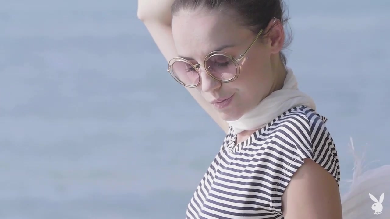 Elilith Noir in Beach Love - PlayboyPlus