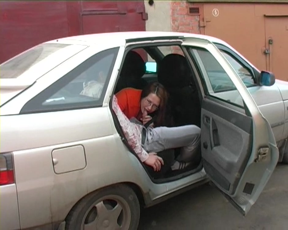 Jana Hall in pickup porn video showing a lassie getting fucked