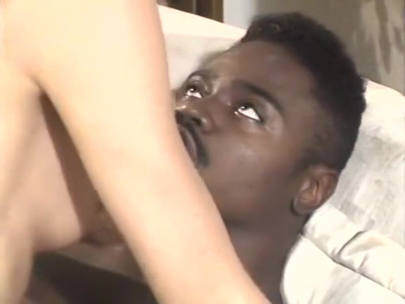 Ashley Nicole, Domonique Simone, Sandra Scream in vintage fuck video
