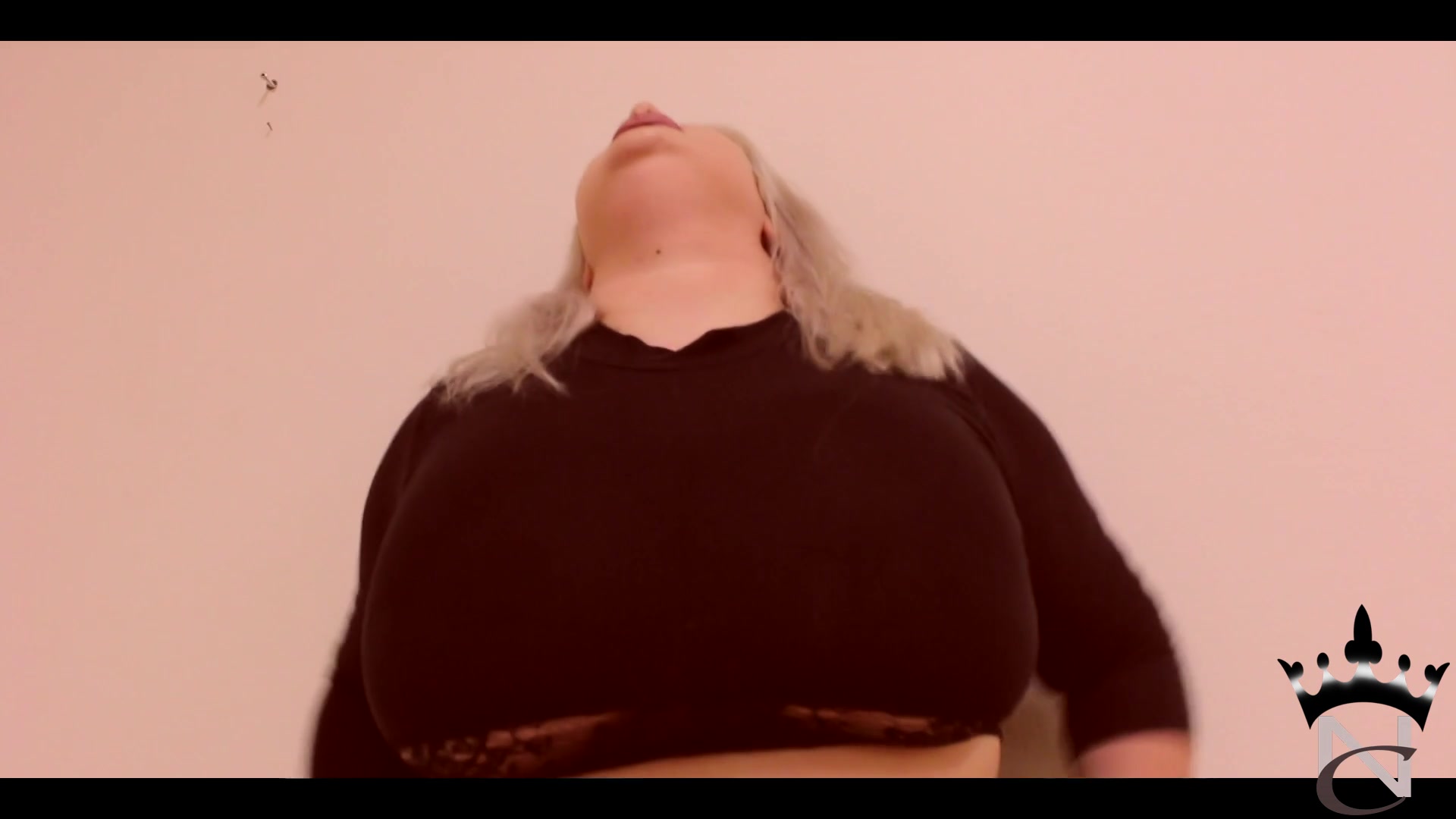 Topless And Twerk - Sex Movies Featuring Natasha Crown