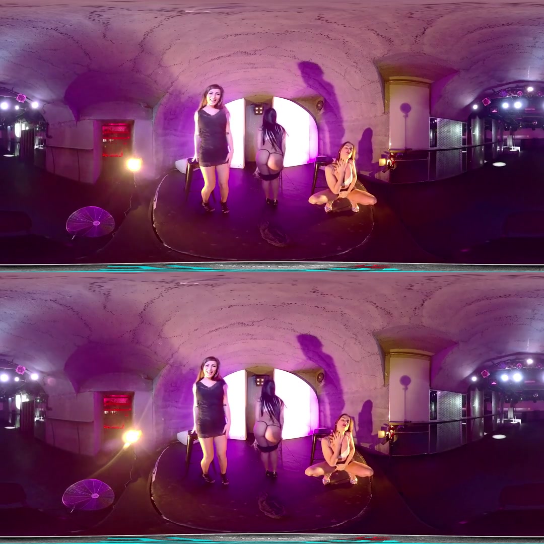 Kinga & Nicole & Sofia Striponstage - ReeVR
