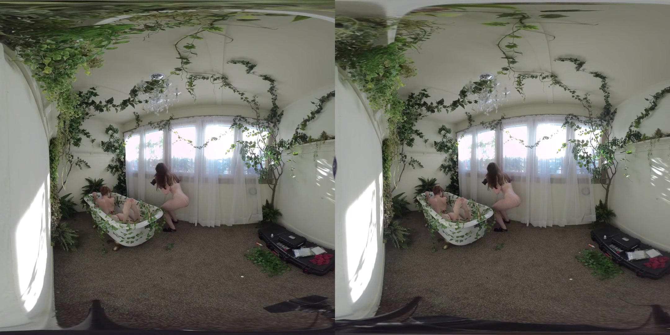 Garden Bath - Two Beautiful Babes Teasing 3D Porn
