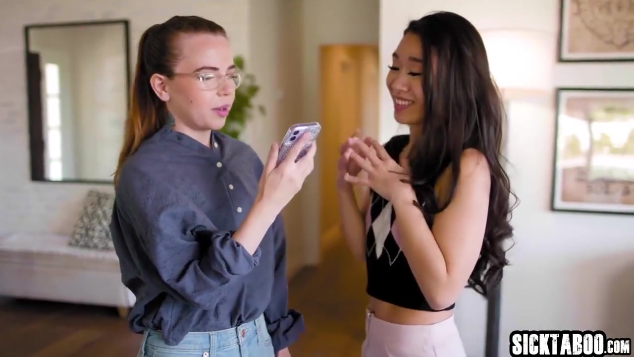 Petite Asian teen 18+ Enjoyed Ass Licking By Horny teen 18+ Lesbian With Kimmy Kimm
