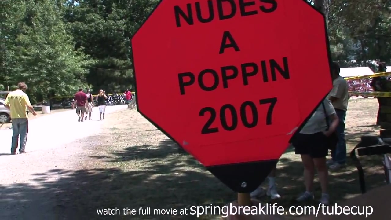 SpringBreakLife Video: Hot Chicks Get Naked