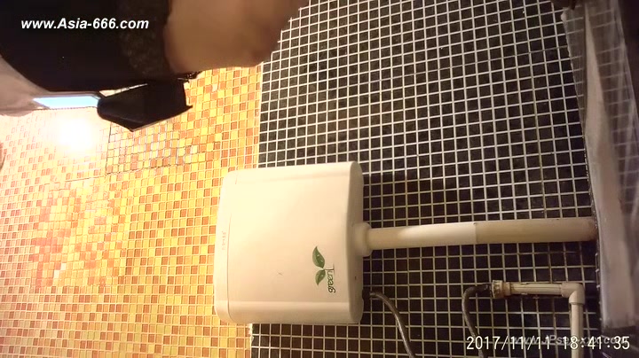 chinese amateur footjob & homemade.4