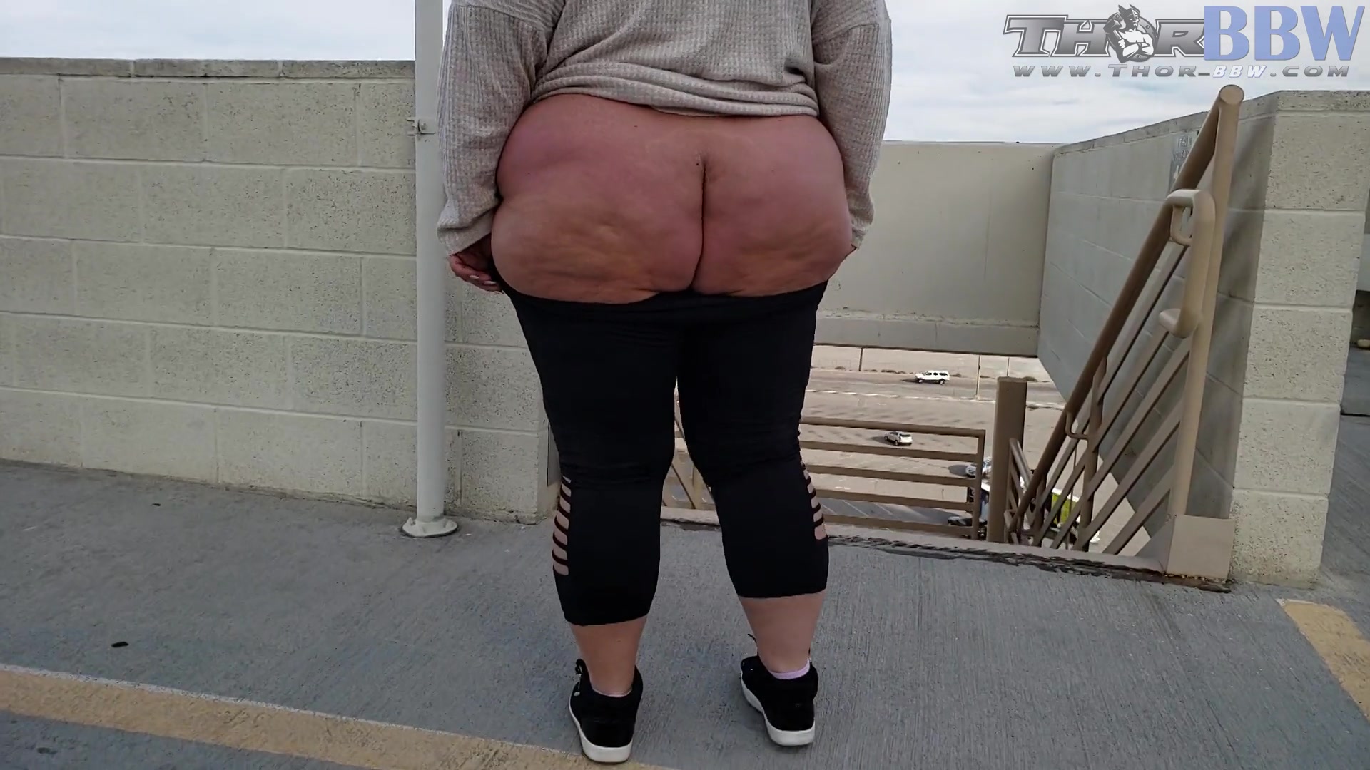 Suzee Que Public - Thor-Bbw