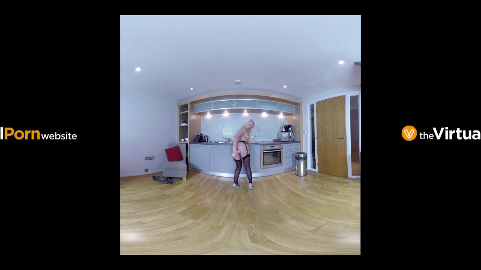 Amber Deen in VR Webcam Fun with Amber Deen - TheVirtualPornWebsite