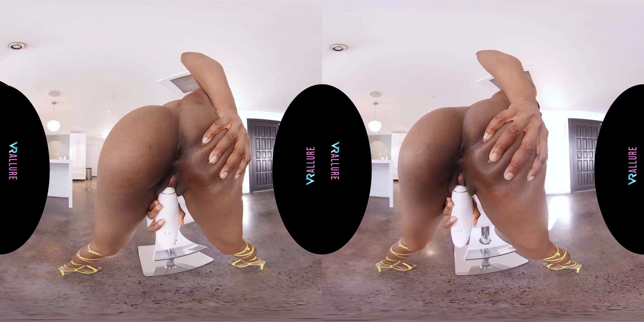 Amari Likes To Play Games! - Ebony Pornstar One on One POV HD Sex