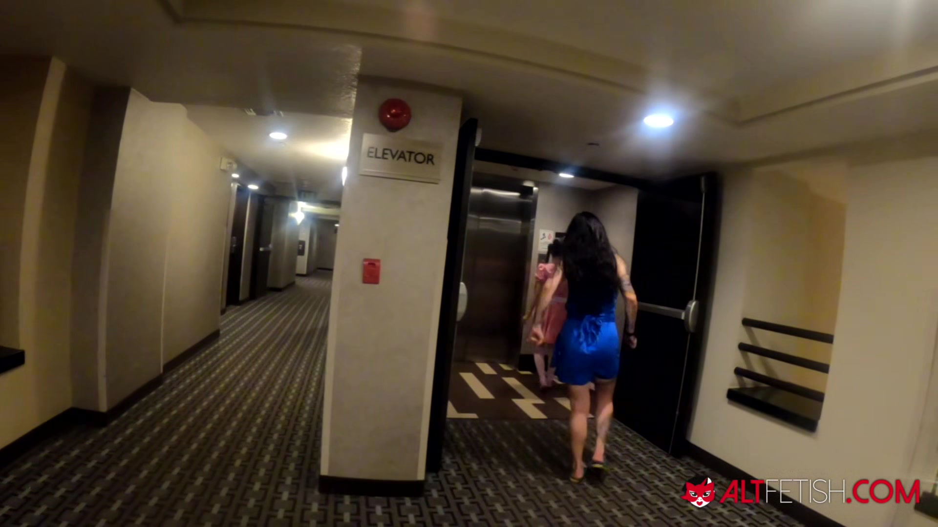 A hot Cameltonian Chased Across the Galaxy by the Evil Roomservician! - AltErotic