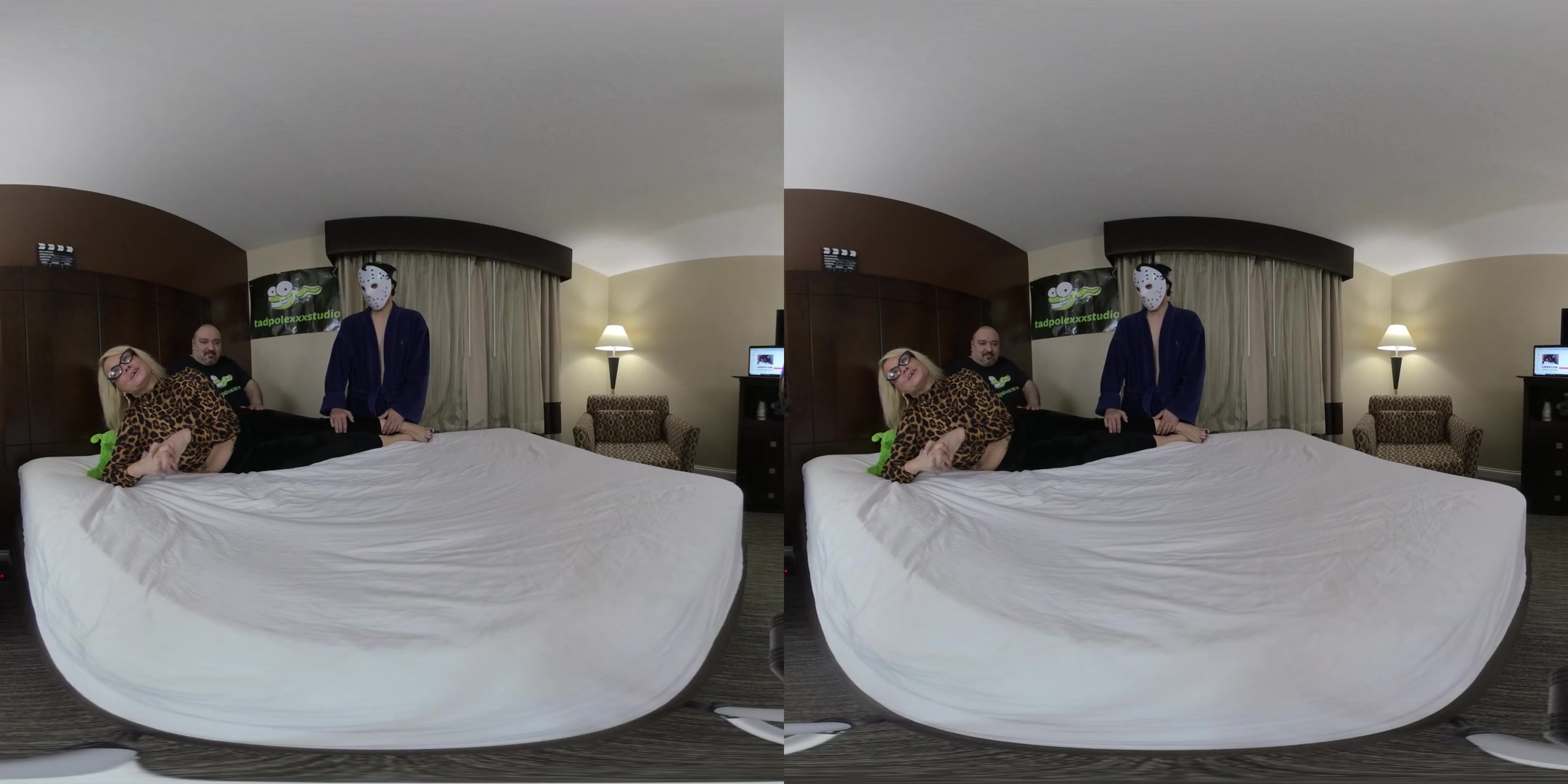 MILF Ivy Carlson Mini Gangbang 1 of 2 with Creampie - TadPoleXXXStudio