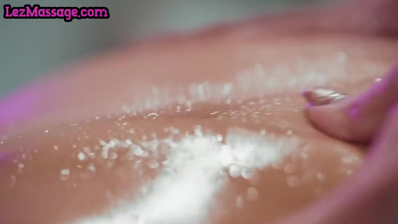 Massaging Bigtitted Milf Enjoys Eating Oiled Hairy Cunt
