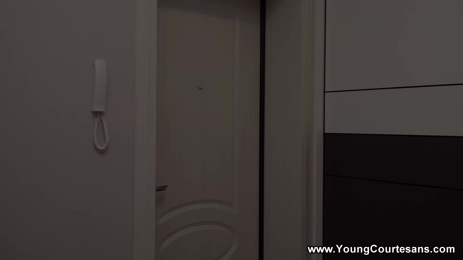 Young Courtesans - Queenlin - Girlfriend experience fucking