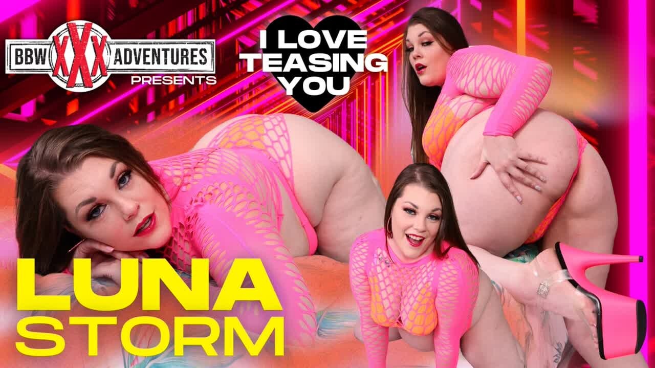 BBW XXX - Luna Storm Sensual Tease Wearing Her Lingerie