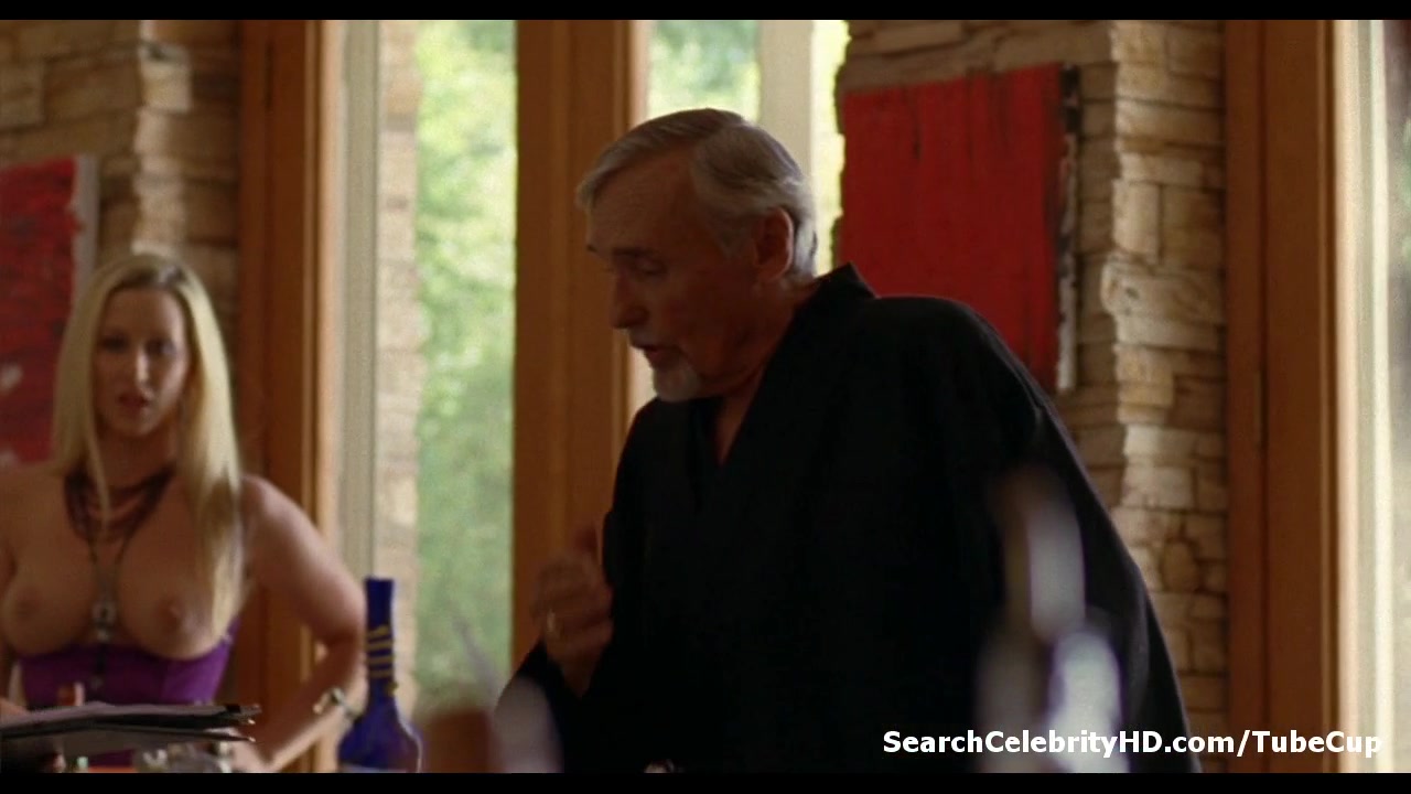 Hayley Marie Norman - Crash S01E04