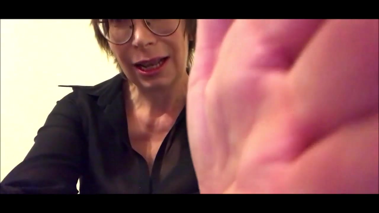 Naughty Phone Show Pt1 - BarbySlut