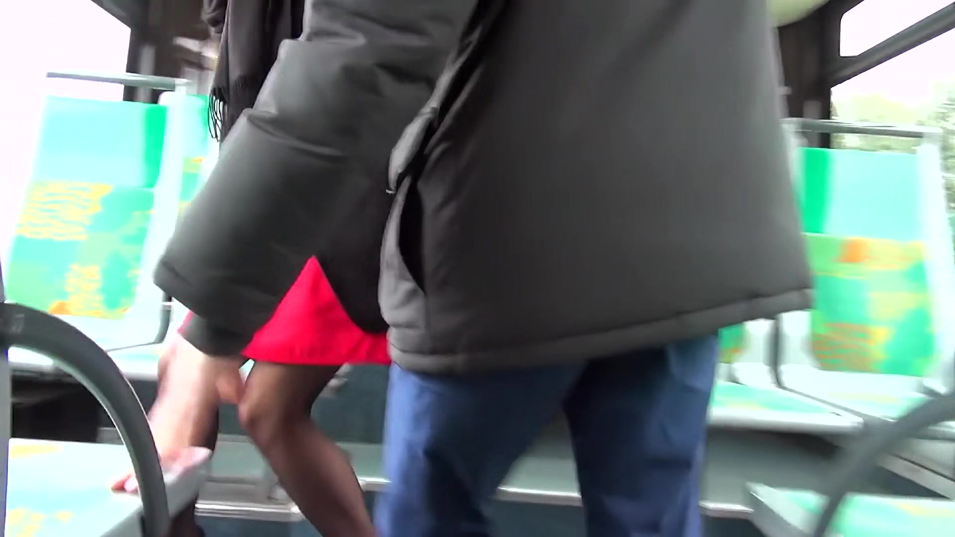 Nelly takes the bus of vice!