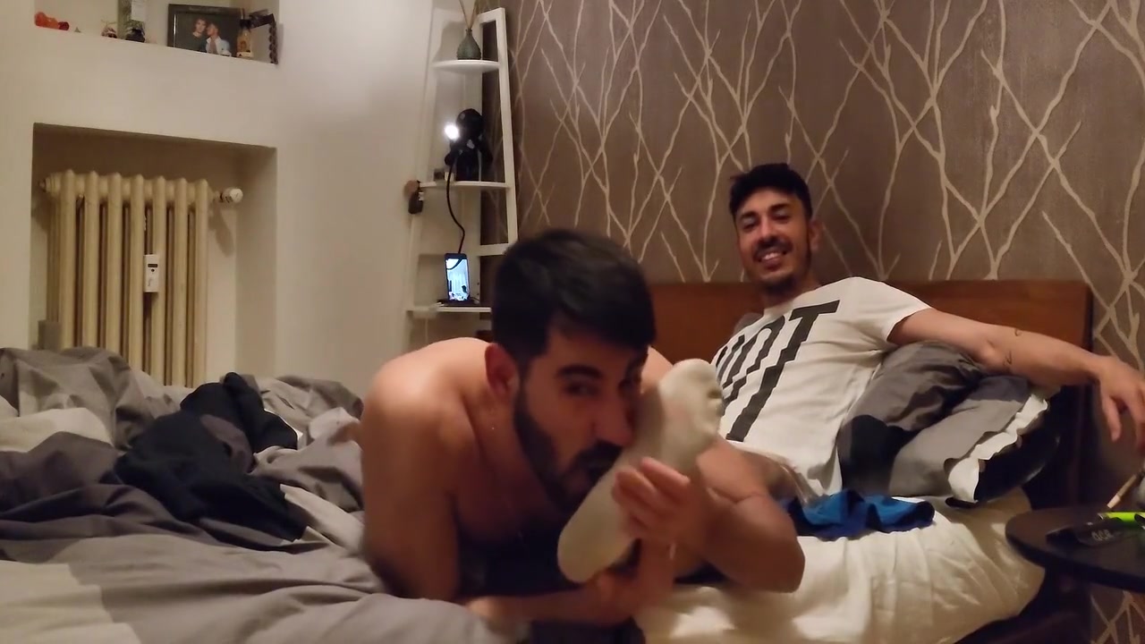 Pompa Nel Letto 5 Min - Gay Porn