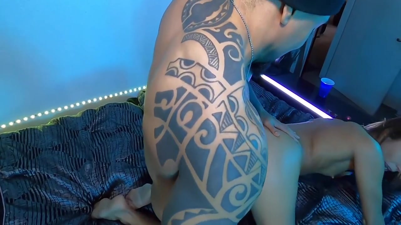 Blue Light Asian Sex 6 Min