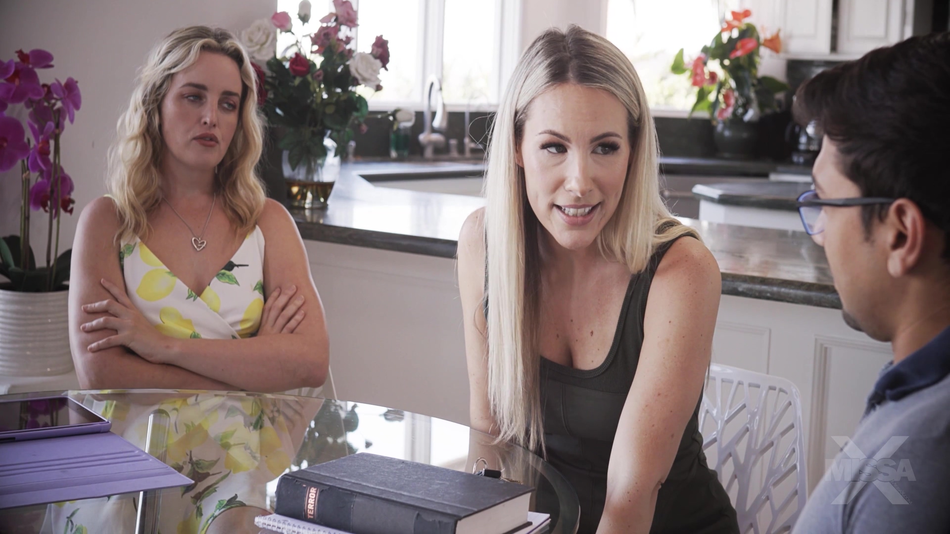 Bunny Madison, Charlie Forde And Missa X - Stepmoms Dirty Book Club
