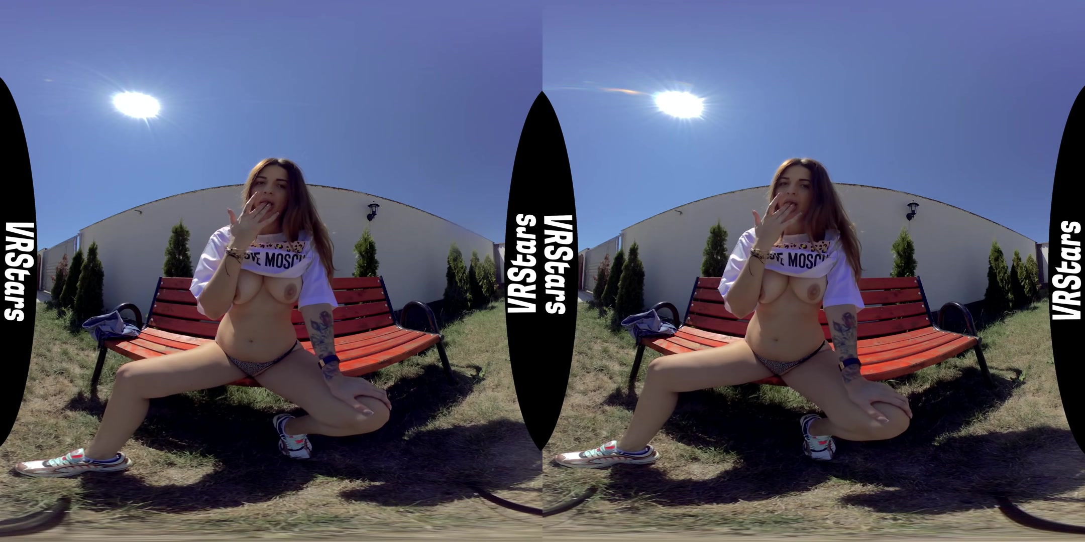 Hot teen 18+ Outdoor Squirting - VRStars