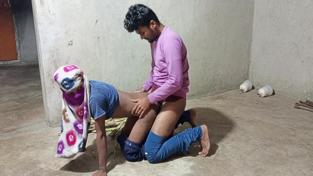 Mera Boyfriend Mujhse Milne Aaya Mere Room Me Mene Use Bulayi