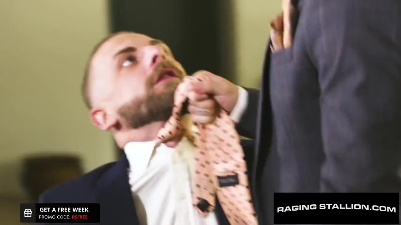Stud Realtor Dicked Down By Handsome Client With Manuel Ferrara