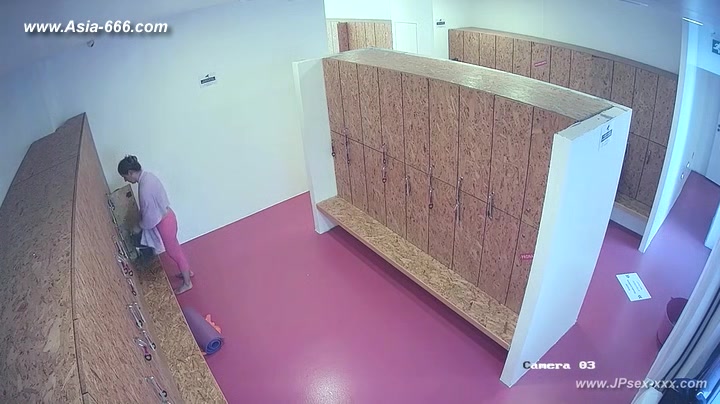 Spy Girls Locker Room.2