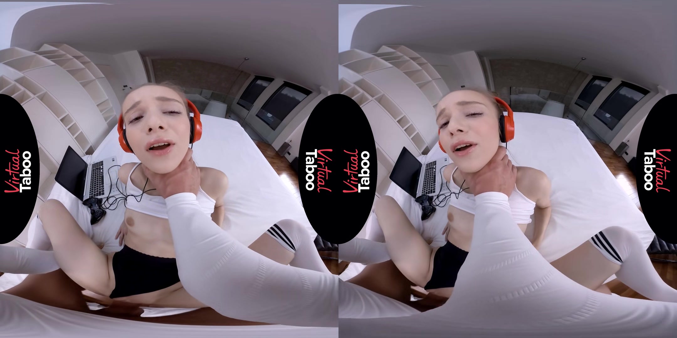 Jessica Portman VR Porn: Come And Play With Daddy's Joystick - VirtualTaboo