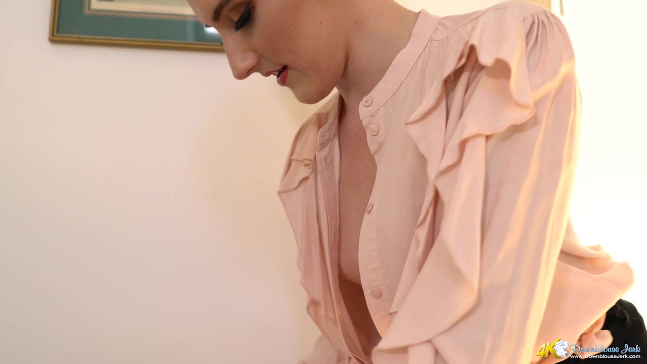 Panty Perv - DownblouseJerk