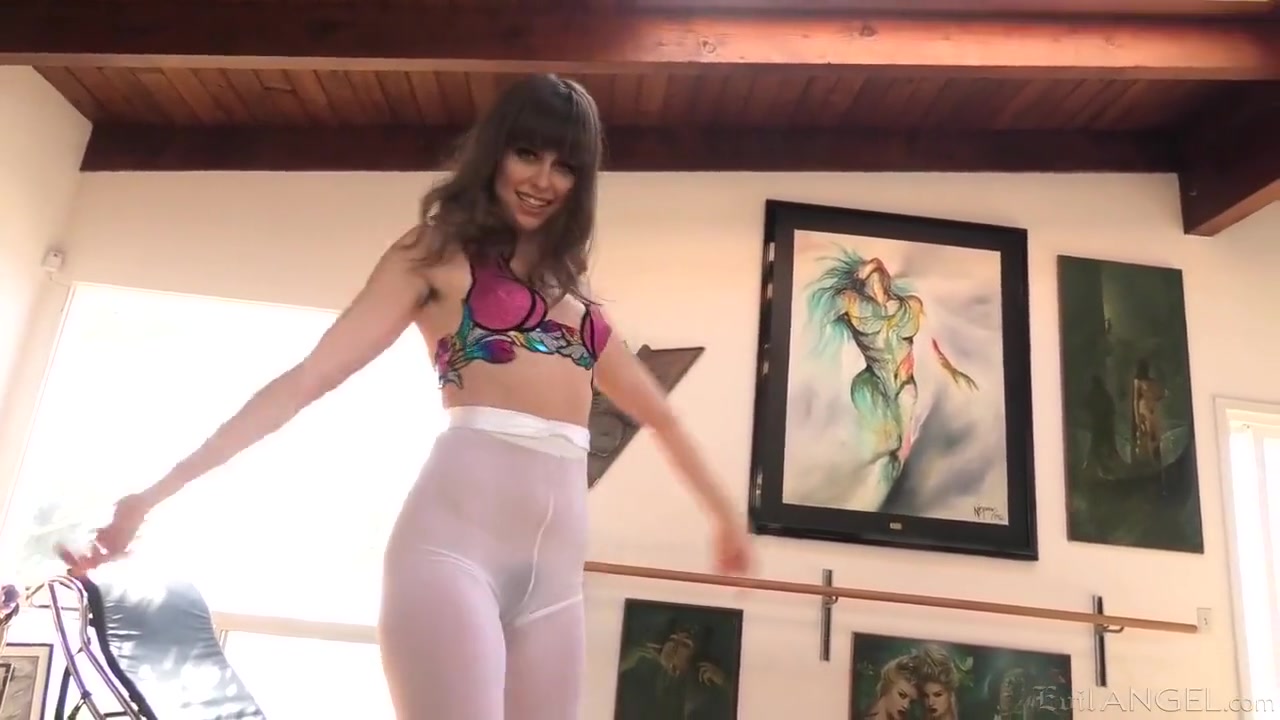 Smells Like Paris Bts 25.06.2019 With Riley Reid