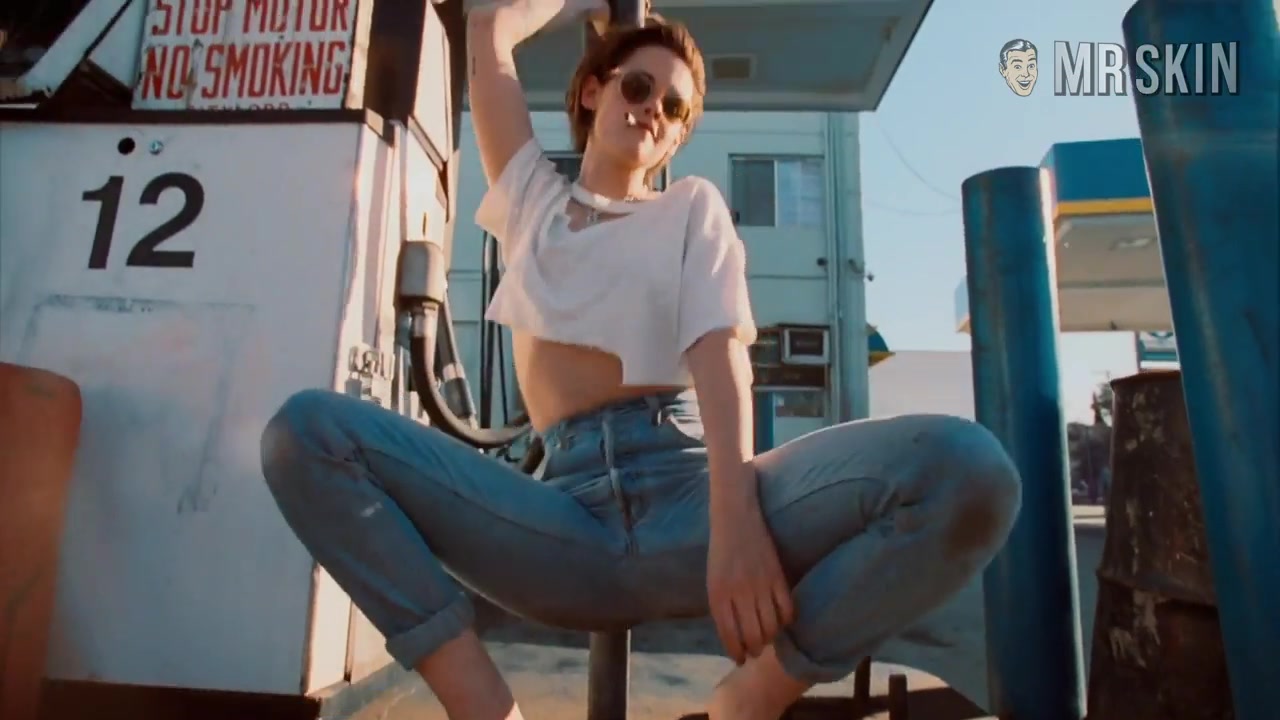 Best Of: Kristen Stewart - Mr.Skin