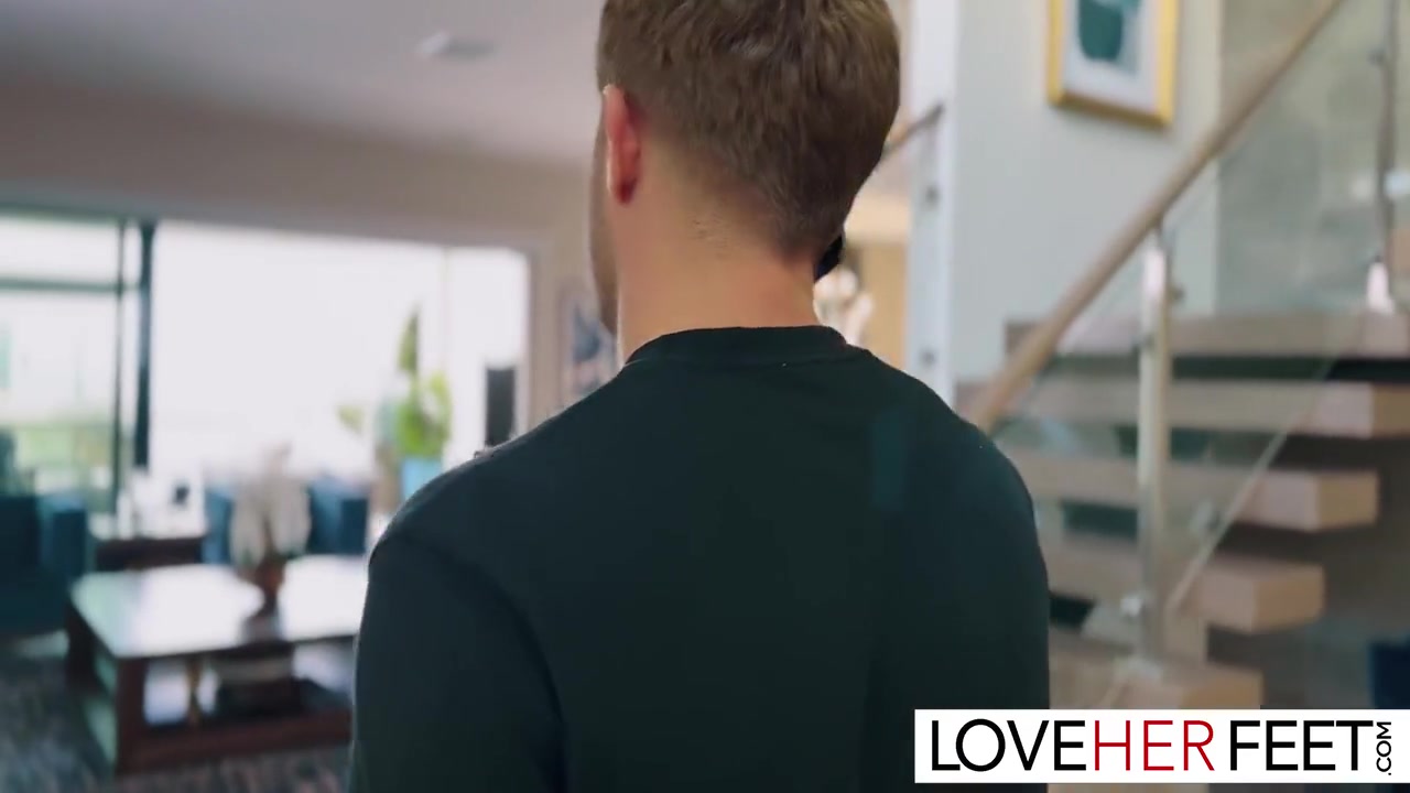 Foot Fetish Housemates