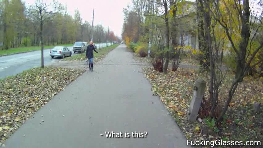 Her car broke down so she offered sex for a lift