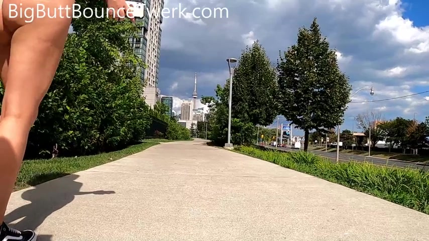 Juicy Julie Whooty Running in Thong Outside - BigButtBounceTwerk