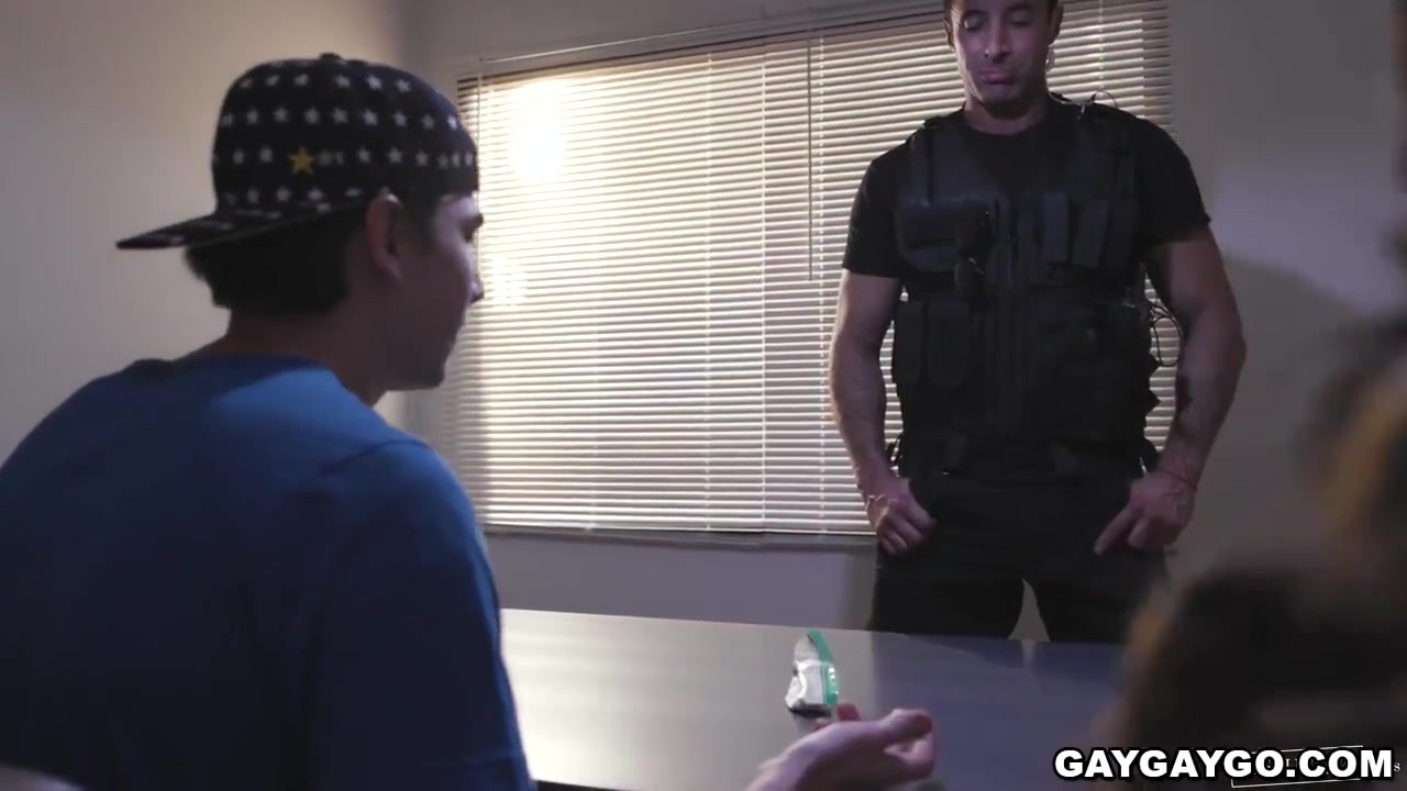 Border Patrol Officer Nick Offer Jack To Suck And Fuck Him In Order For Him To Let Him Go