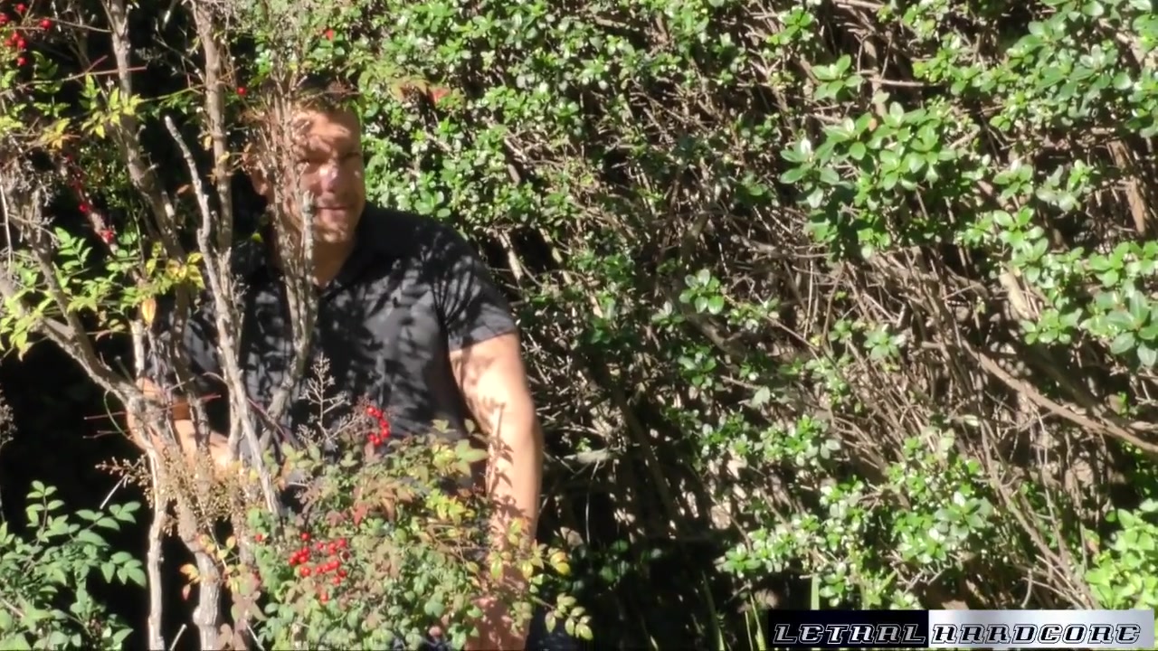 Sami Blows The New Pool Guy And Milks Out The Cum - LethalHardcore