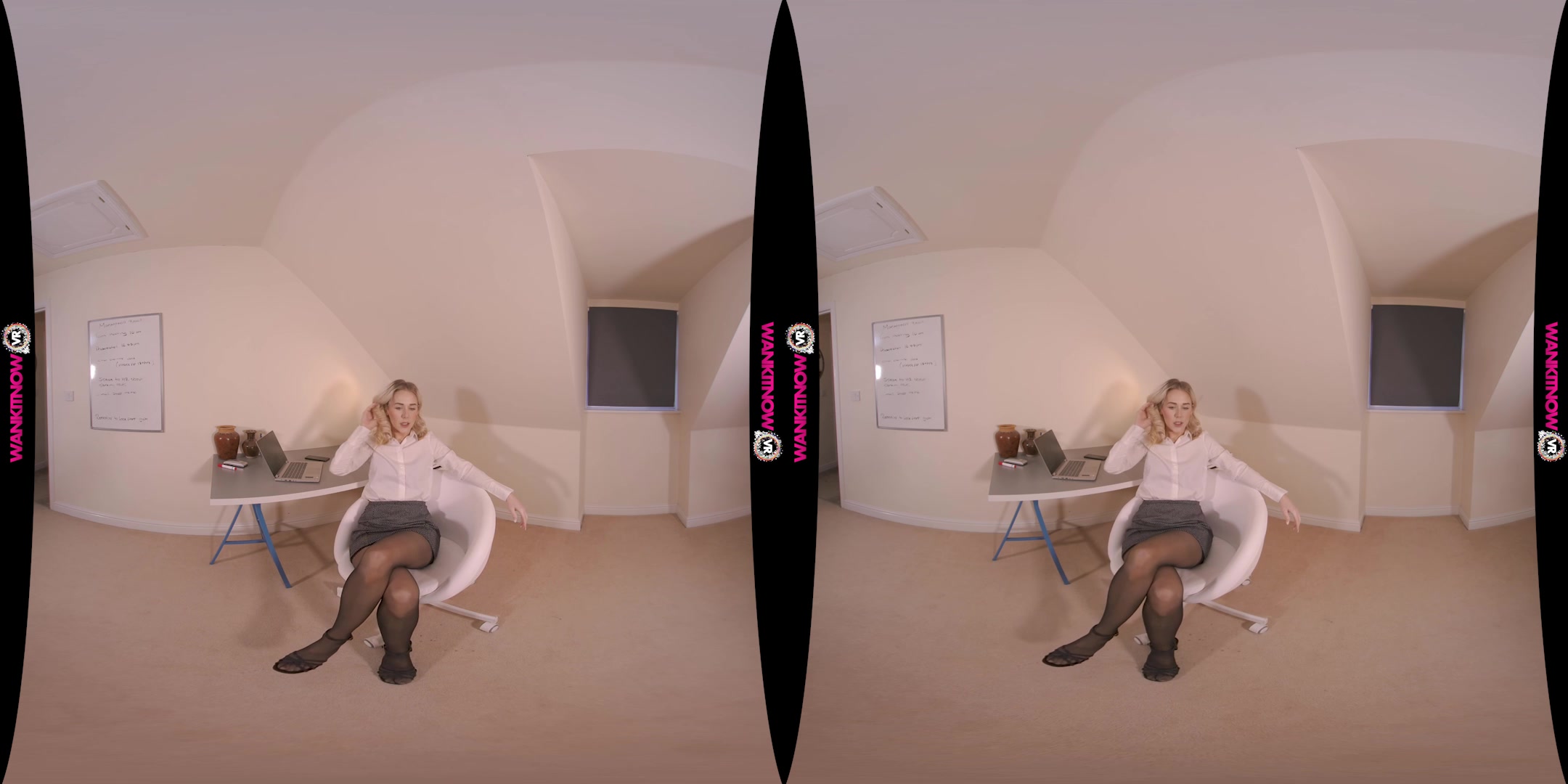 Payrise Persuasion featuring Amy W - WankitNowVR