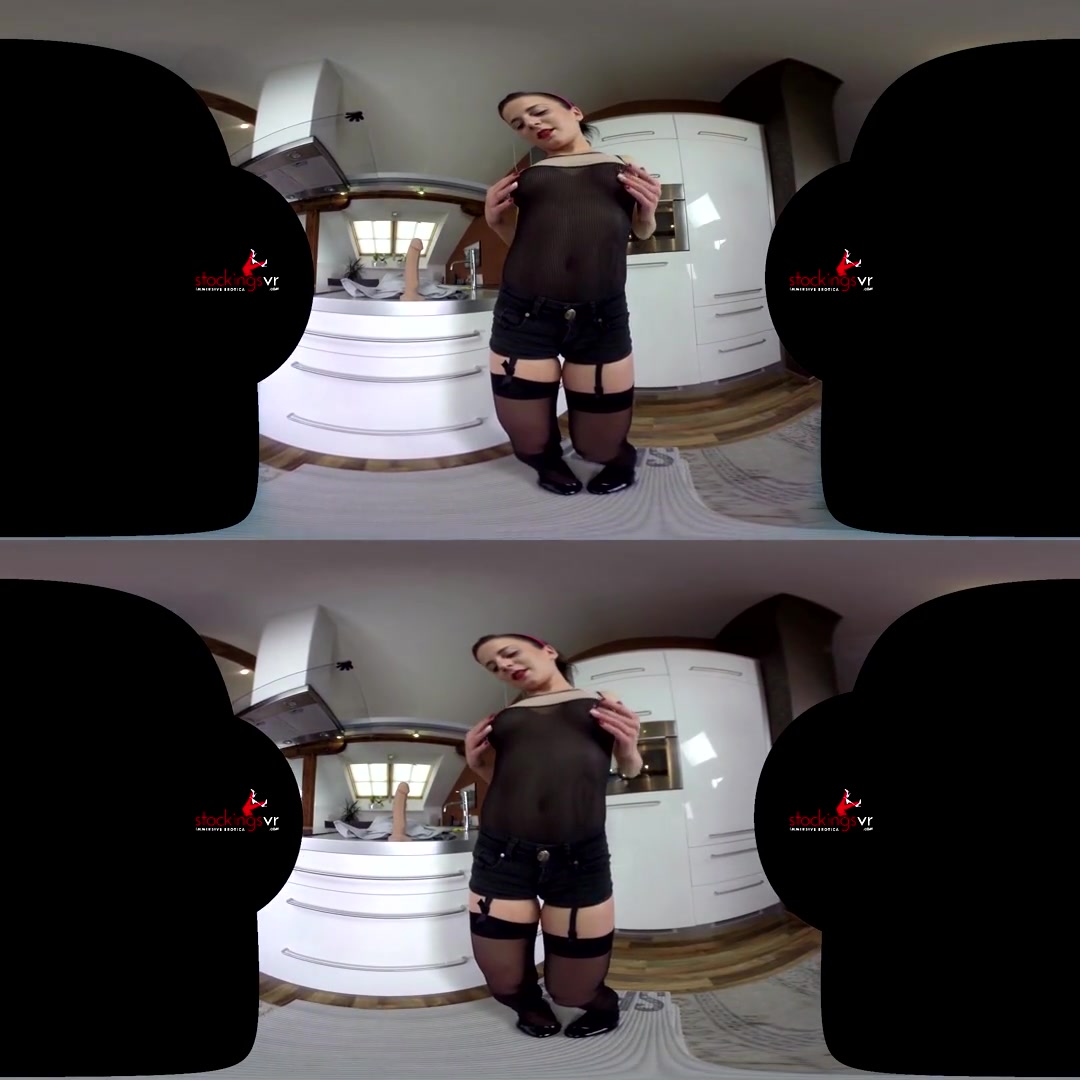 Lola Ver in I'll Show You A Good Time Lola Ver - StockingsVR