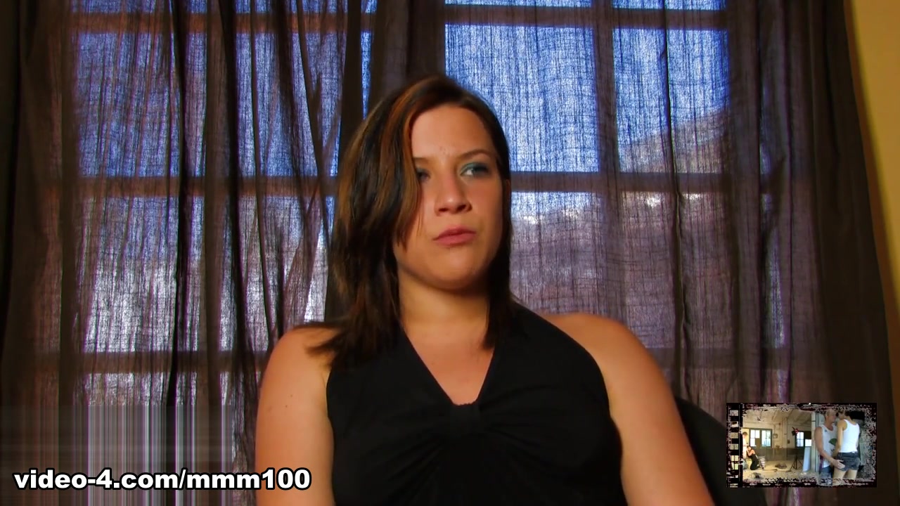 Lizzy Doll in Interview Kinky - MMM100
