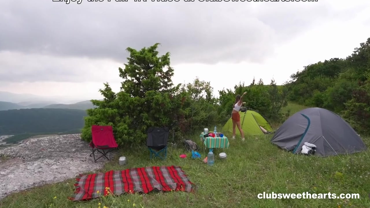 4 Lesbians Orgasming On The Tip Of The Mountain