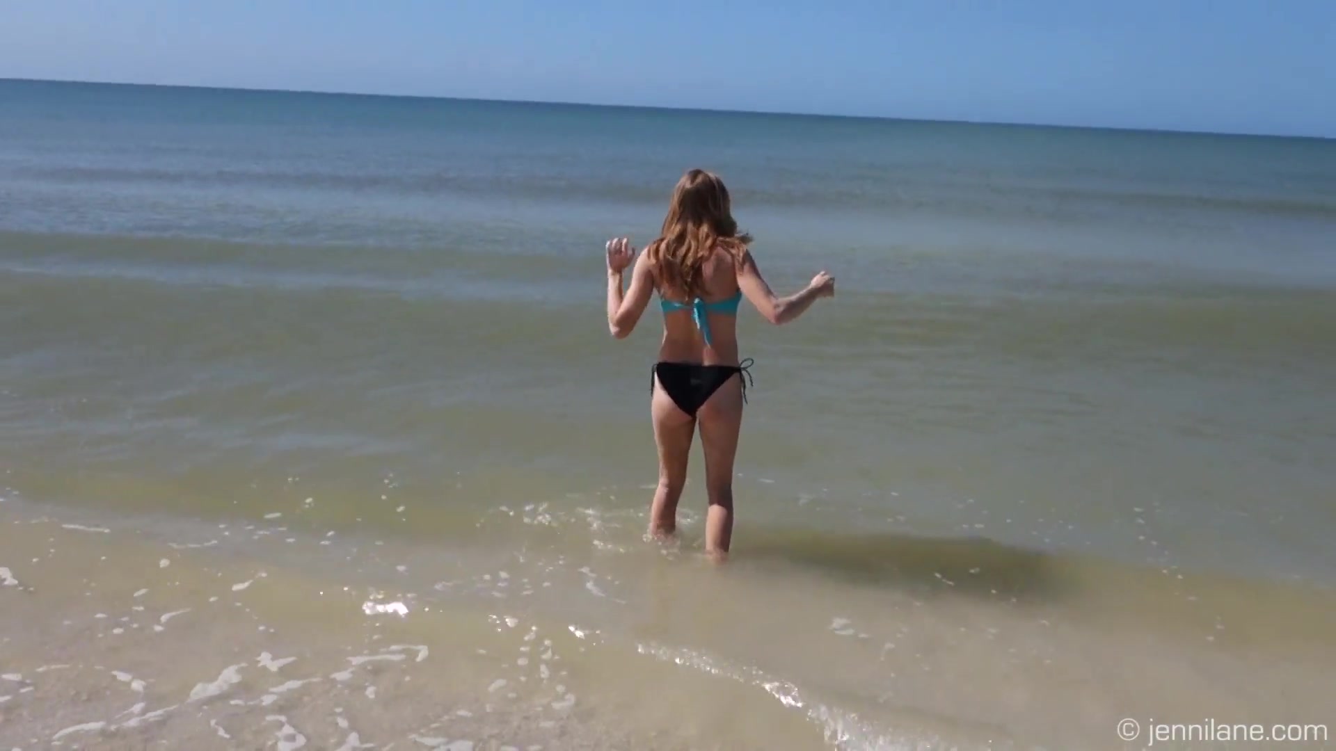 Jenni Lanes Beach Frolic - Sex Movies Featuring Jennilane