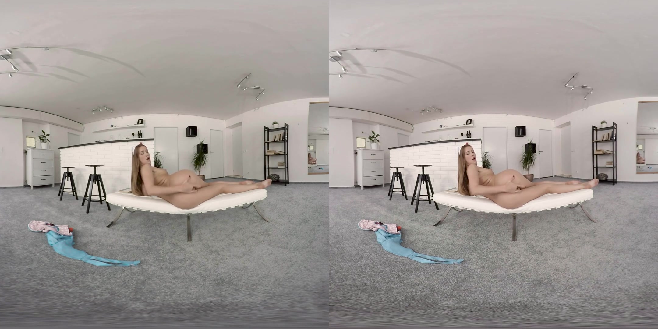 Alexis Crystal in teen 18+ Toying - TmwVRNet