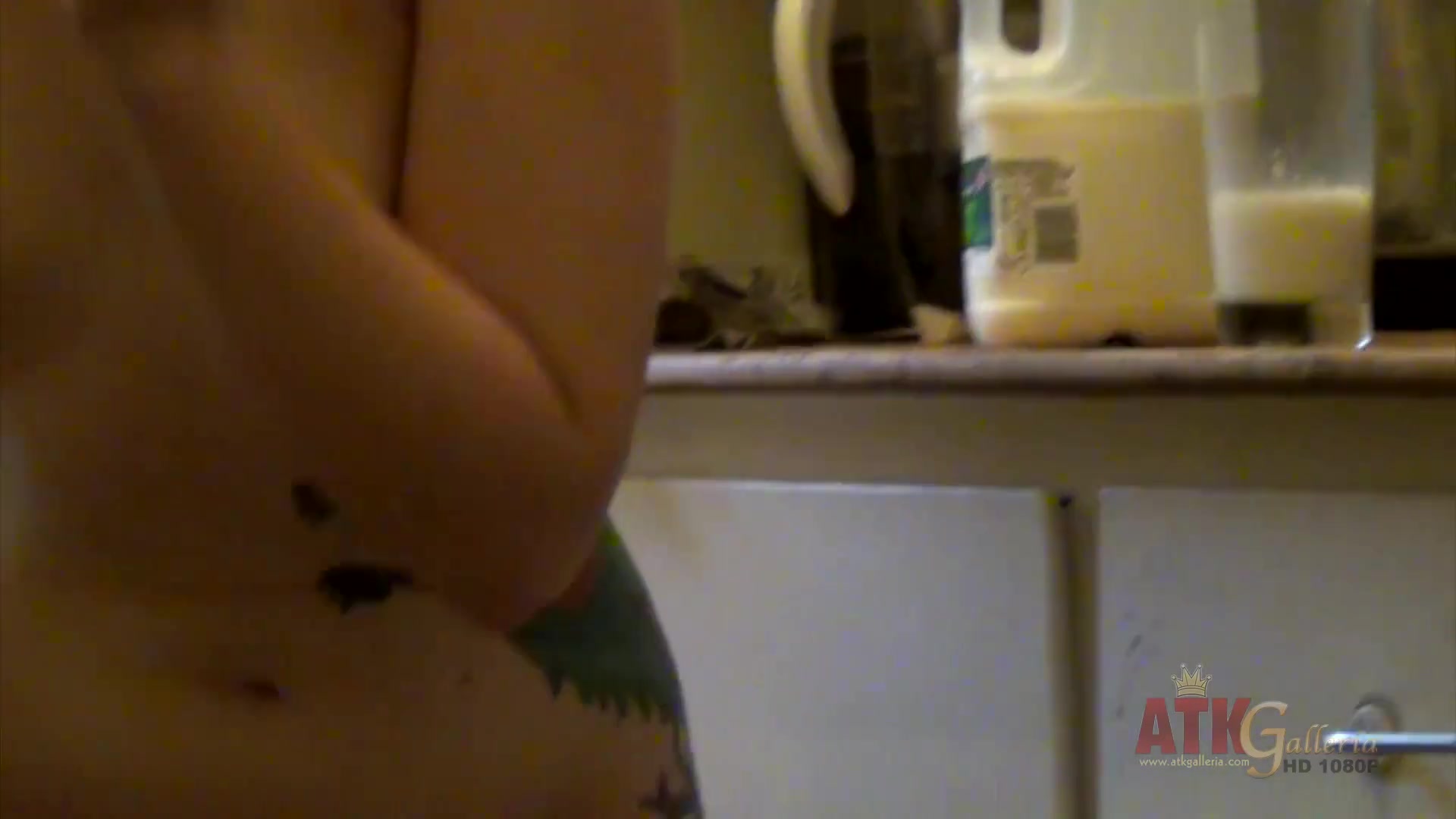Skinny teen girl masturbates her pussy