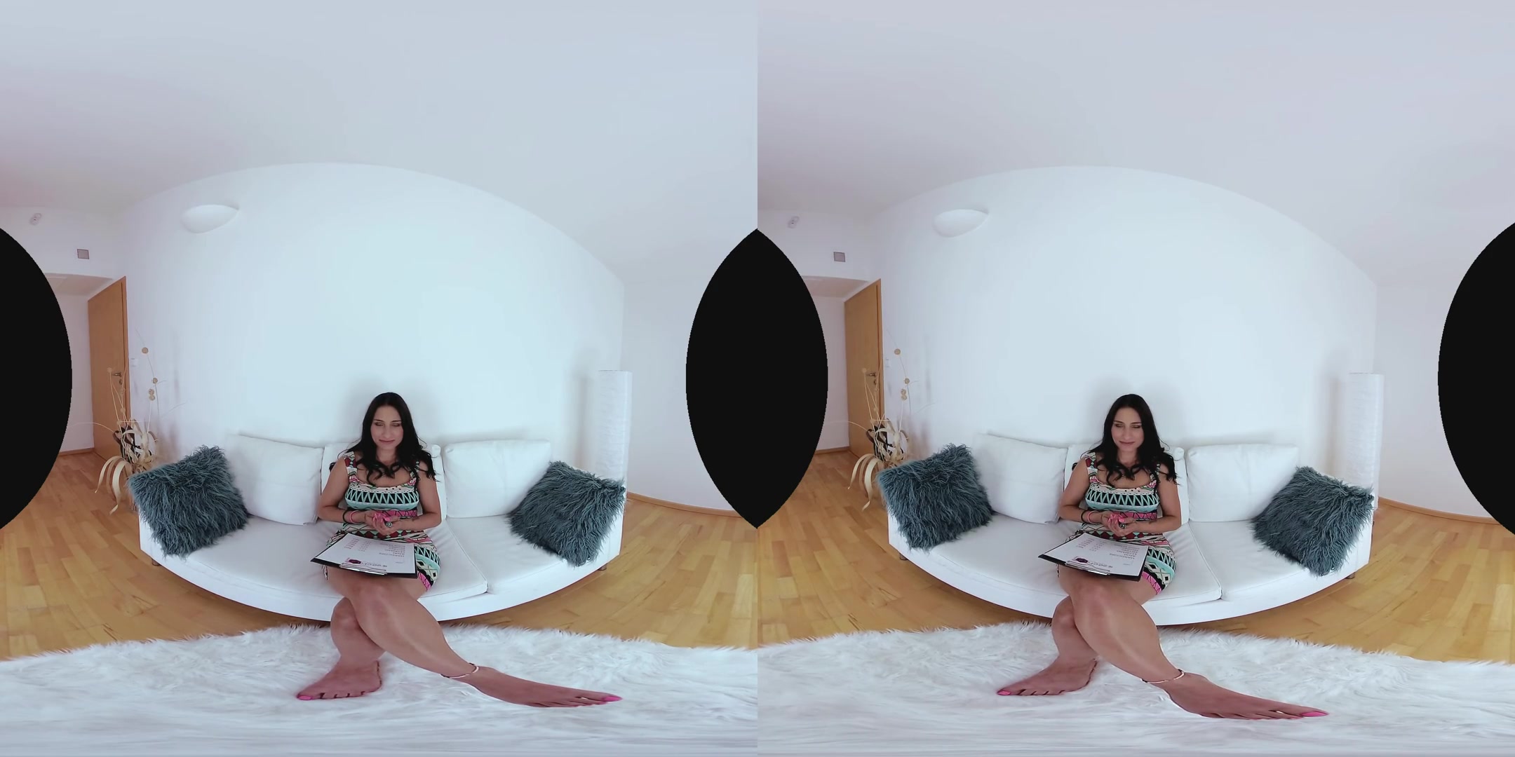 Sanny Luke in Sanny's First VR Experience - CzechVRCasting