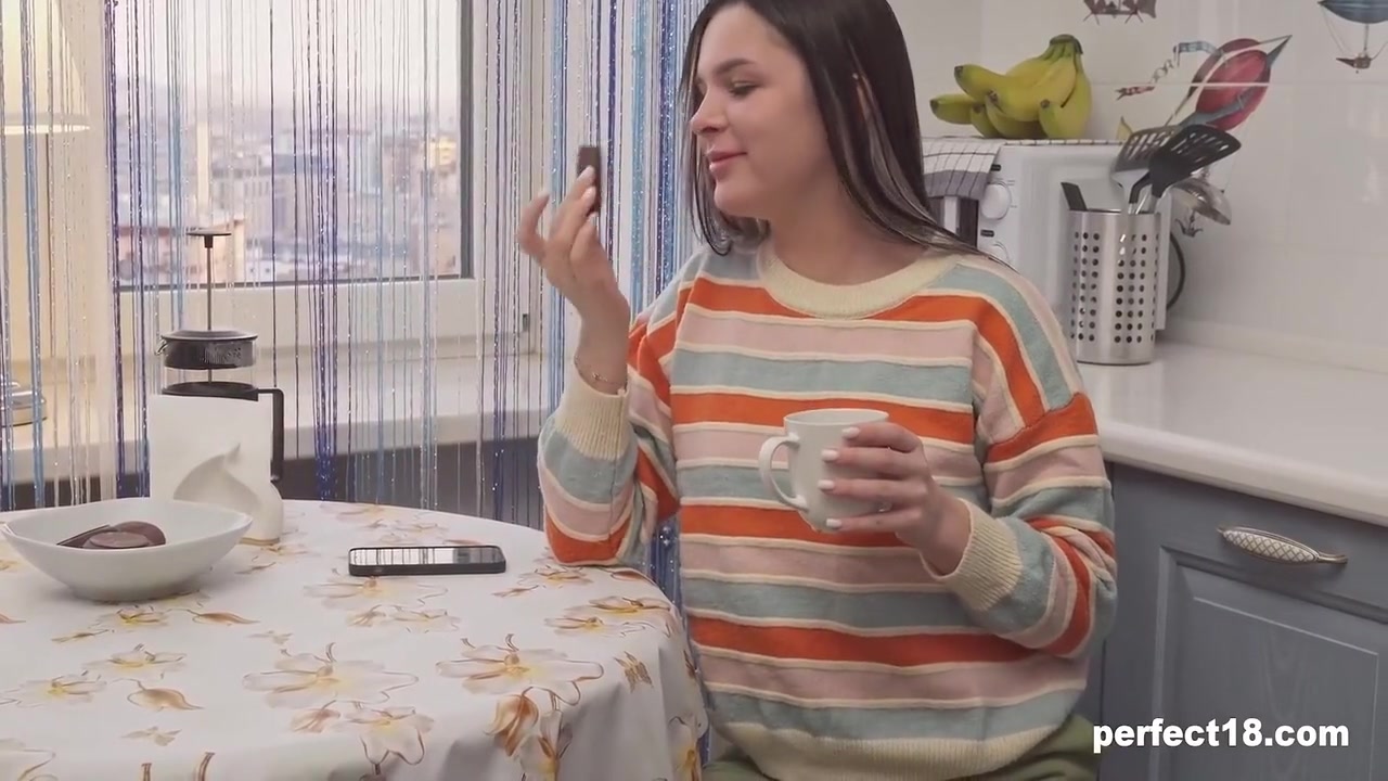 Morning Masturbation Routine With - Kennia Lex