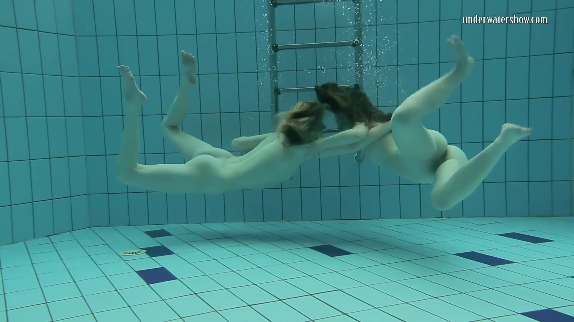 Libuse Thinks Nastya Is Horny And Hot In The Pool