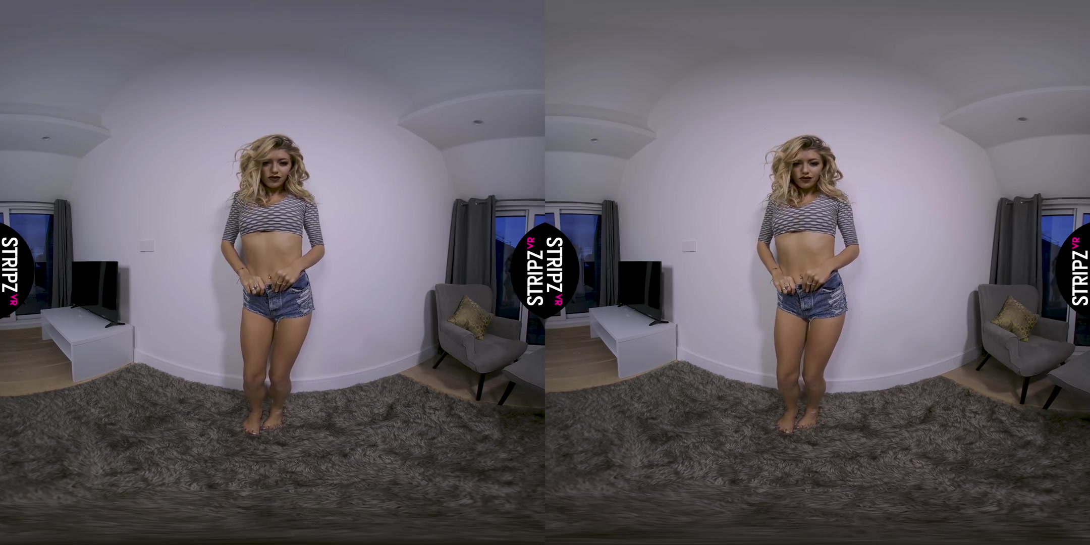 Bexie Williams in Bluejean - StripzVR