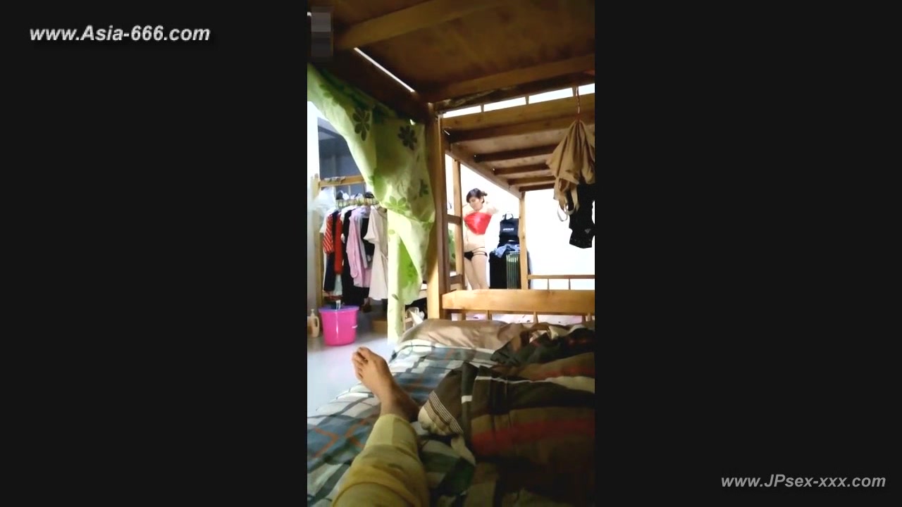 peeping chinese college dormitory