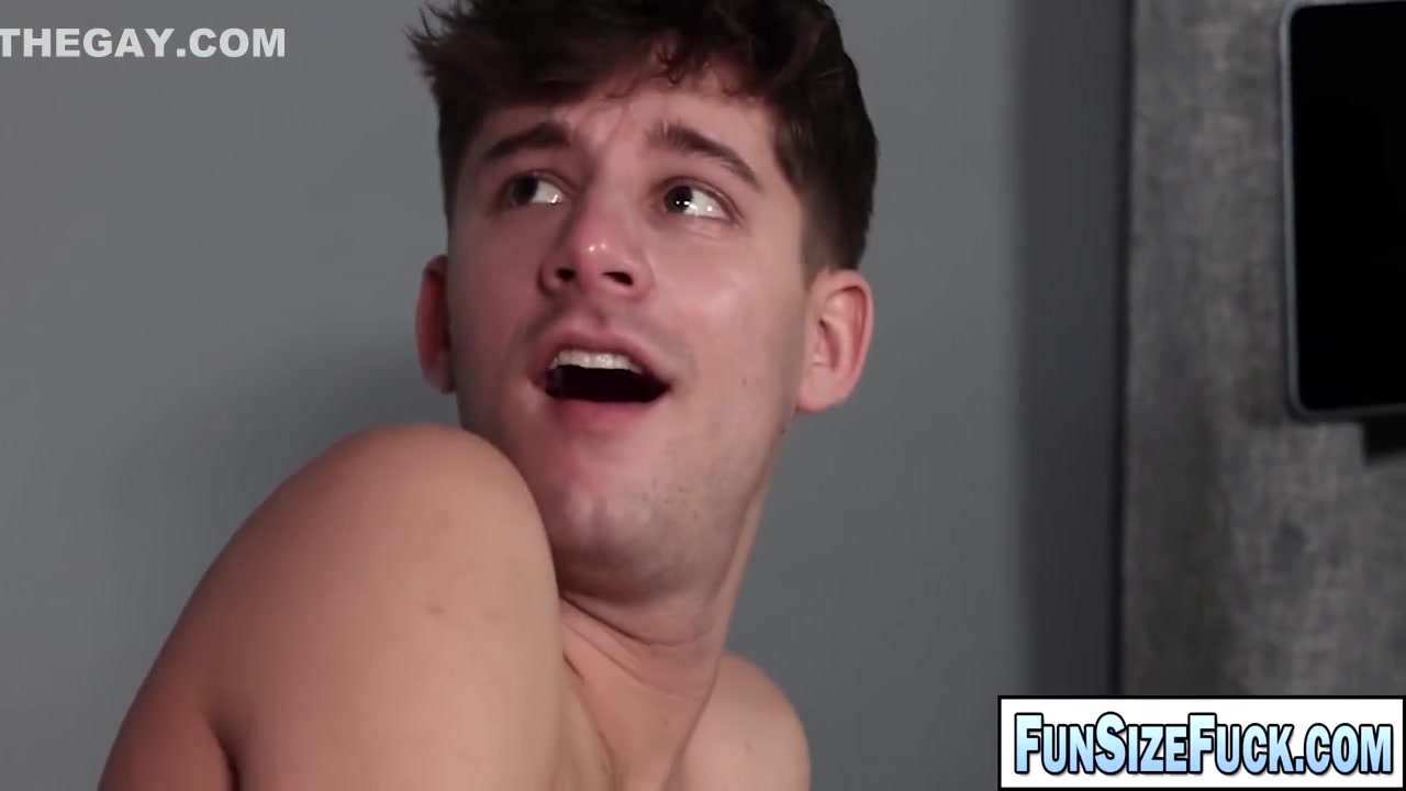 Legrand Wolf And Dex Devall In Wolf Is Treated His Favorite Sights As The Shorter Boy Stands On His Tippy Toes To Plant A Kiss On Him. The Twink Begins To Play With The Doctors Huge Hardon